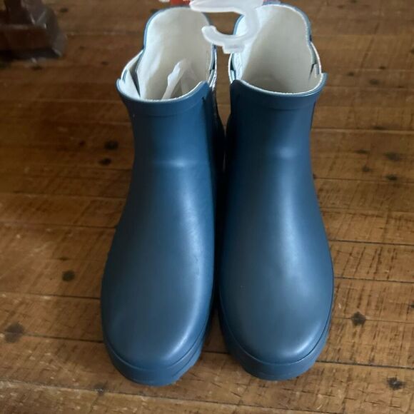 Laura Ashley blue 10 Mid Cut Ankle Height Rubber Rain Boots - Picture 4 of 7